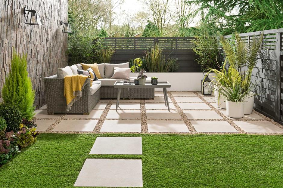 2761fb51-fefd-4032-bf10-cff8f63800f8-ToTopps-Tiles-Everscape-Limestone-Outdoor_s_gardens